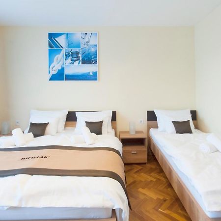 Bier-Lak Apartman House 71 Balatonlelle Eksteriør billede