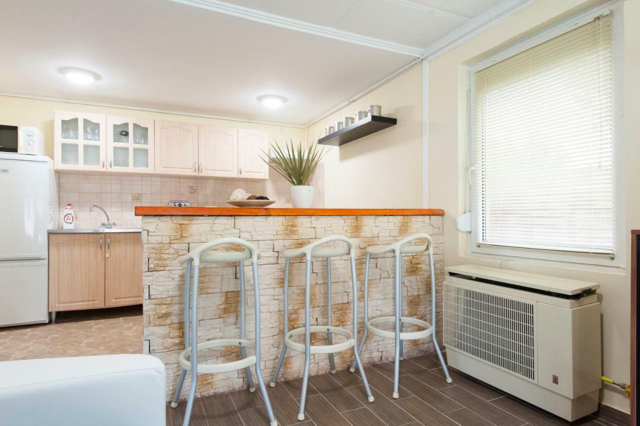 Bier-Lak Apartman House 71 Balatonlelle Eksteriør billede