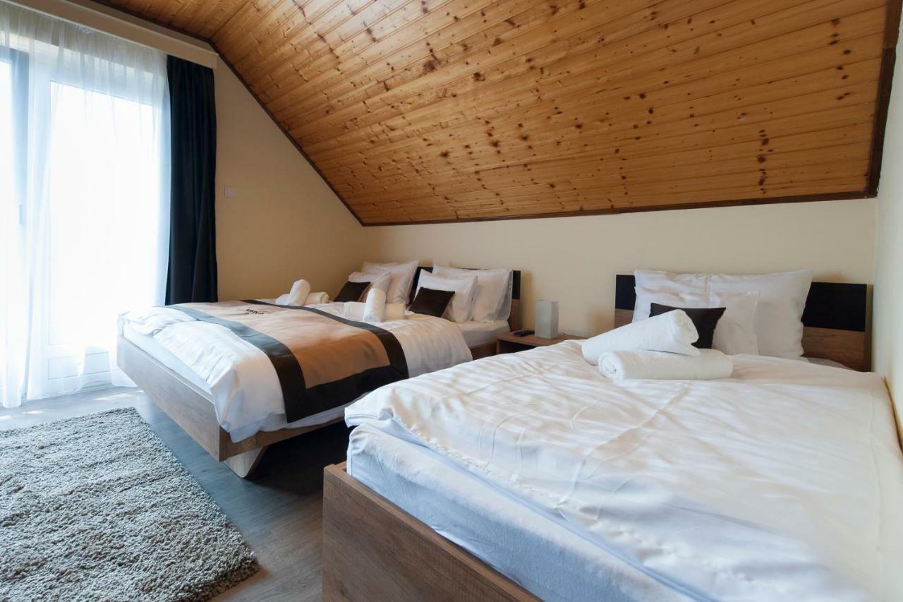 Bier-Lak Apartman House 71 Balatonlelle Eksteriør billede